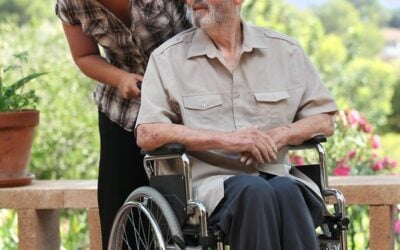 Navigating Parkinson’s Disease Care at Home: The Comprehensive Guide to Hiring a Caregiver Agency