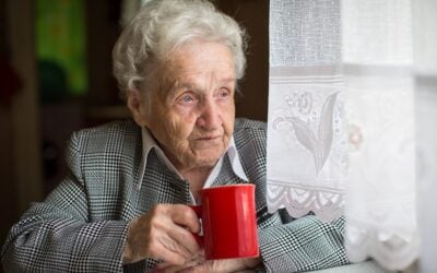 Recognizing Care Needs During the Holidays: Signs to Watch For and Starting the Conversation with Your Aging Loved One