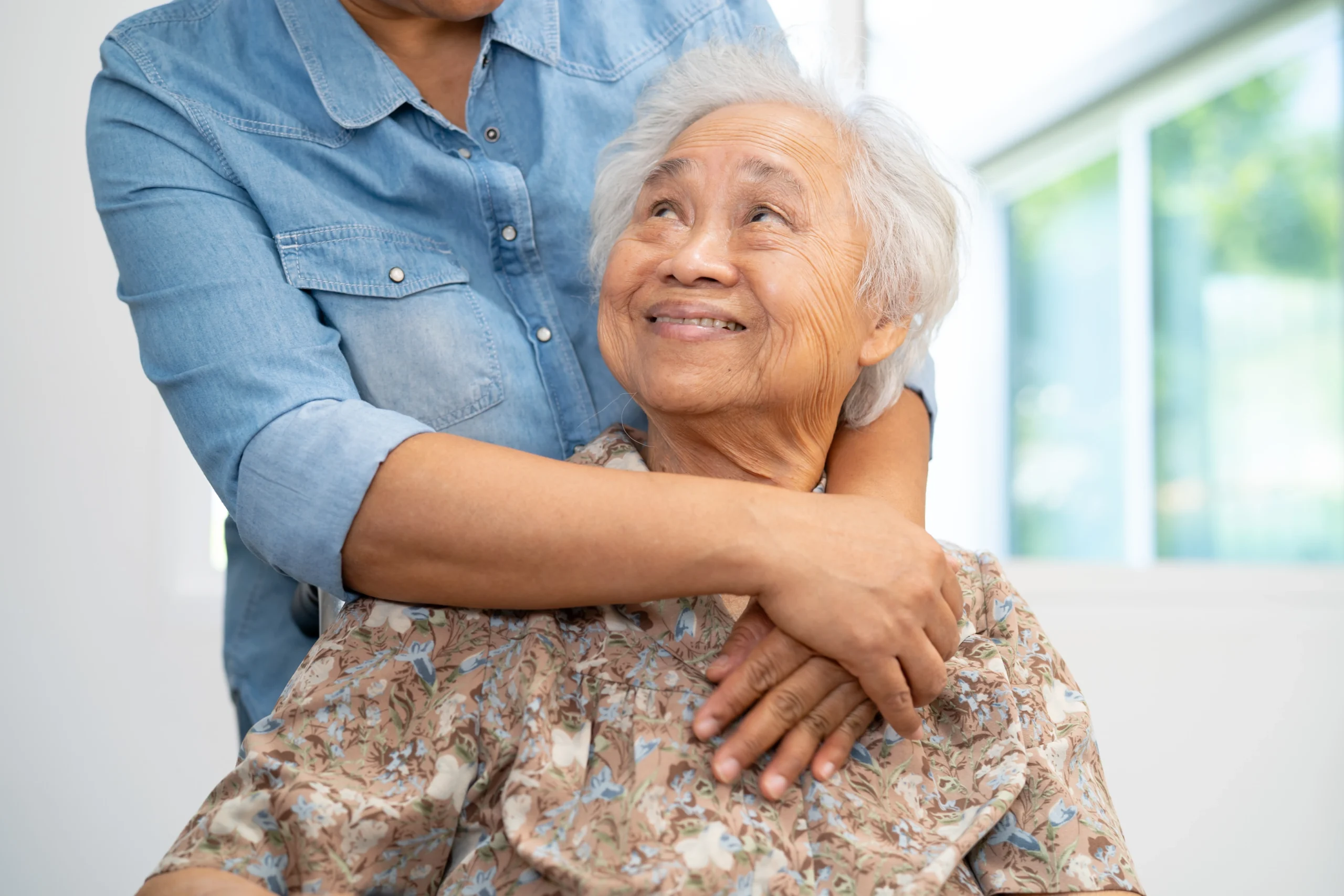 Hourly Home Care Services For Seniors In Long Island, NY | Family First Home Companions