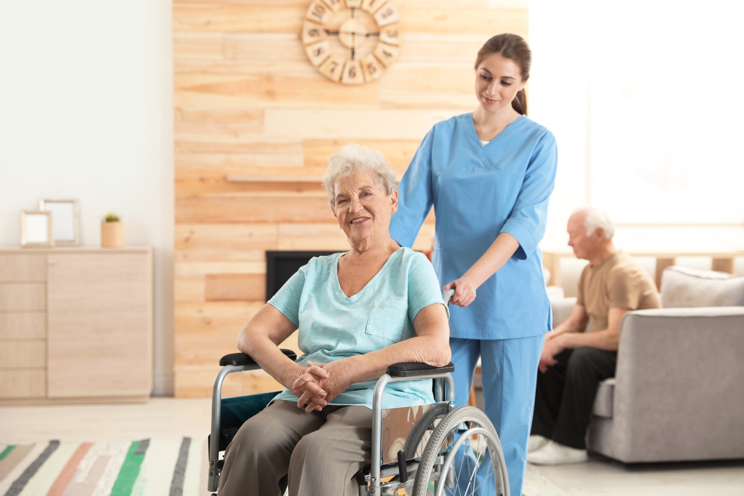 Trusted home help care services Long Island, NY caregiver providing compassionate home help for elderly support